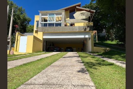 Casa de condomínio para alugar com 400m², 4 quartos e 6 vagas Casa de condomínio para alugar com 400m², 4 quartos e 6 vagasFoto 01
