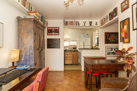 Apartamento à venda com 33m², 1 quarto e sem vaga Apartamento à venda com 33m², 1 quarto e sem vagaSala