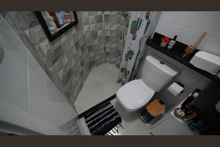 Apartamento à venda com 70m², 2 quartos e 2 vagasBanheiro Social