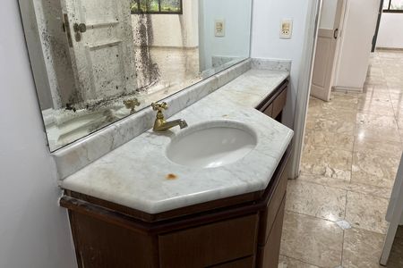 Apartamento para alugar com 189m², 3 quartos e 2 vagasLavabo