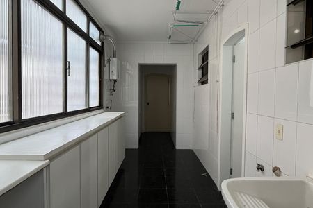 Apartamento para alugar com 189m², 3 quartos e 2 vagasÁrea de Serviço