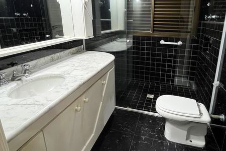 Apartamento para alugar com 189m², 3 quartos e 2 vagasBanheiro da Suíte