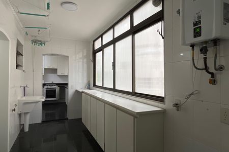 Apartamento para alugar com 189m², 3 quartos e 2 vagasÁrea de Serviço