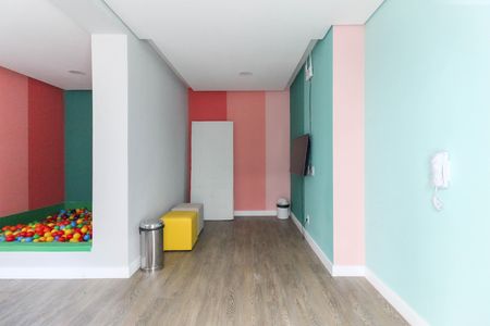 Apartamento para alugar com 38m², 2 quartos e sem vaga Apartamento para alugar com 38m², 2 quartos e sem vagaÁrea Comum