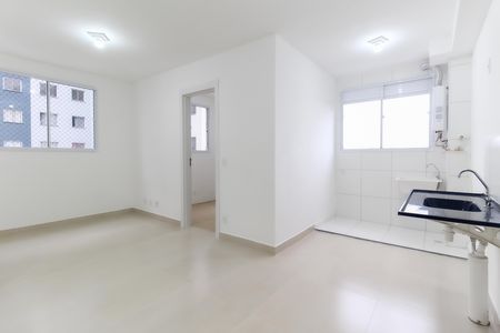 Sala de apartamento para alugar com 2 quartos, 38m² em Cidade Nova São Miguel, São Paulo