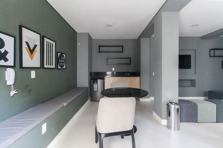 Apartamento para alugar com 38m², 2 quartos e sem vaga Apartamento para alugar com 38m², 2 quartos e sem vagaÁrea Comum