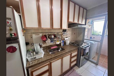 Apartamento à venda com 65m², 2 quartos e 1 vagaFoto 01