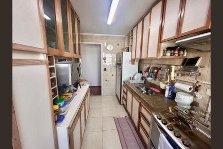 Apartamento à venda com 65m², 2 quartos e 1 vagaFoto 01