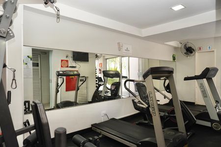 Apartamento à venda com 56m², 2 quartos e 1 vaga Apartamento à venda com 56m², 2 quartos e 1 vagaÁrea comum - Academia
