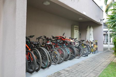 Apartamento à venda com 56m², 2 quartos e 1 vaga Apartamento à venda com 56m², 2 quartos e 1 vagaÁrea comum - Bicicletário