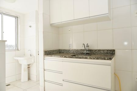 Apartamento à venda com 56m², 2 quartos e 1 vaga Apartamento à venda com 56m², 2 quartos e 1 vagaCozinha e Área de Serviço