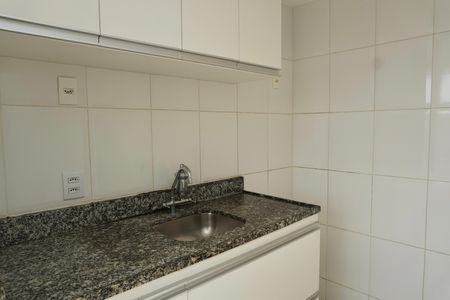 Apartamento à venda com 56m², 2 quartos e 1 vaga Apartamento à venda com 56m², 2 quartos e 1 vagaCozinha e Área de Serviço