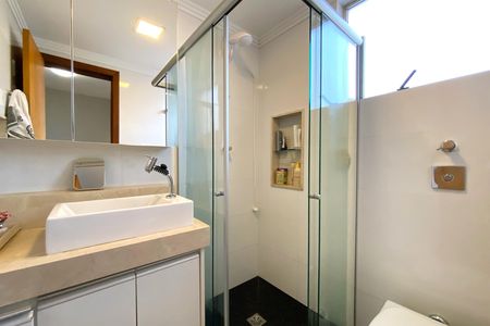 Apartamento à venda com 113m², 4 quartos e 4 vagasBanheiro da Suíte 1