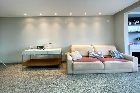 Apartamento à venda com 113m², 4 quartos e 4 vagasSala