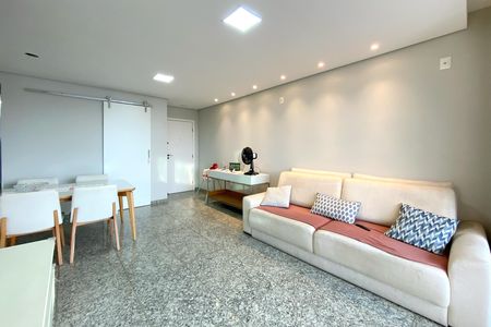 Apartamento à venda com 113m², 4 quartos e 4 vagasSala