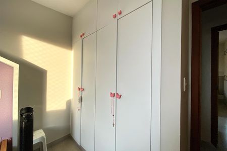 Apartamento à venda com 113m², 4 quartos e 4 vagasQuarto 3