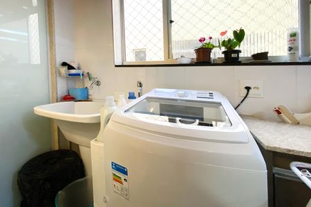 Apartamento à venda com 113m², 4 quartos e 4 vagasÁrea de Serviço