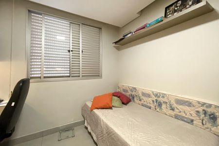 Apartamento à venda com 113m², 4 quartos e 4 vagasQuarto 4