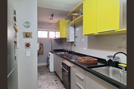 Apartamento à venda com 95m², 2 quartos e 2 vagas Apartamento à venda com 95m², 2 quartos e 2 vagasCozinha