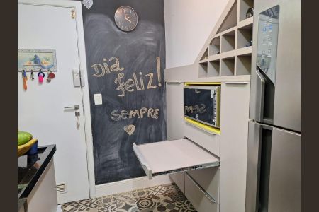 Apartamento à venda com 95m², 2 quartos e 2 vagas Apartamento à venda com 95m², 2 quartos e 2 vagasCozinha