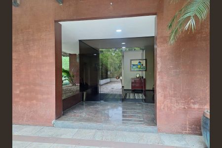 Apartamento à venda com 95m², 2 quartos e 2 vagas Apartamento à venda com 95m², 2 quartos e 2 vagasHall de Entrada