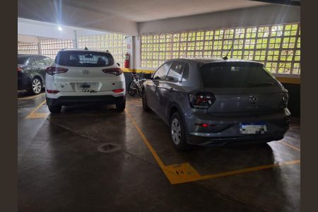 Apartamento à venda com 95m², 2 quartos e 2 vagas Apartamento à venda com 95m², 2 quartos e 2 vagasGaragem