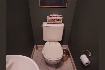 Apartamento à venda com 95m², 2 quartos e 2 vagas Apartamento à venda com 95m², 2 quartos e 2 vagasBanheiro