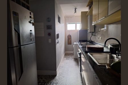 Apartamento à venda com 95m², 2 quartos e 2 vagas Apartamento à venda com 95m², 2 quartos e 2 vagasCozinha