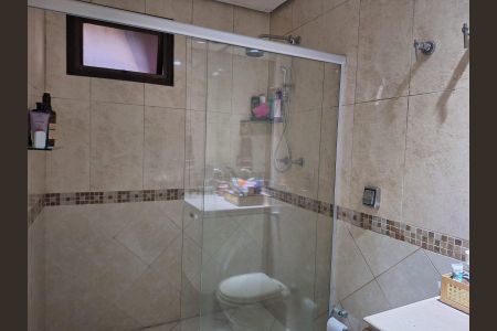Apartamento à venda com 95m², 2 quartos e 2 vagas Apartamento à venda com 95m², 2 quartos e 2 vagasBanheiro
