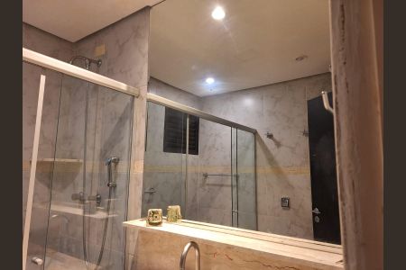Apartamento à venda com 95m², 2 quartos e 2 vagas Apartamento à venda com 95m², 2 quartos e 2 vagasBanheiro