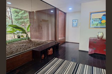 Apartamento à venda com 95m², 2 quartos e 2 vagas Apartamento à venda com 95m², 2 quartos e 2 vagasÁrea externa