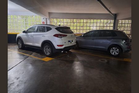 Apartamento à venda com 95m², 2 quartos e 2 vagas Apartamento à venda com 95m², 2 quartos e 2 vagasGaragem