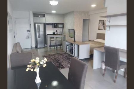 Foto 01 de apartamento para alugar com 1 quarto, 48m² em Centro, Campinas