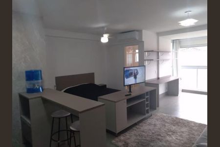 Foto 01 de apartamento para alugar com 1 quarto, 48m² em Centro, Campinas