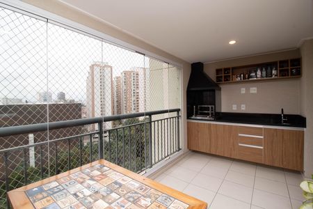 Apartamento à venda com 68m², 2 quartos e 1 vaga Apartamento à venda com 68m², 2 quartos e 1 vagaVaranda