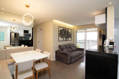 Apartamento à venda com 68m², 2 quartos e 1 vaga Apartamento à venda com 68m², 2 quartos e 1 vagaSala