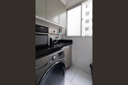 Apartamento à venda com 47m², 2 quartos e 1 vaga Apartamento à venda com 47m², 2 quartos e 1 vagaCozinha e Área de Serviço