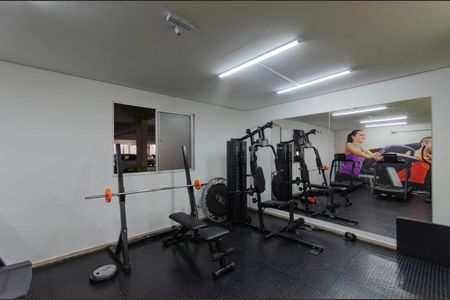 Apartamento à venda com 47m², 2 quartos e 1 vaga Apartamento à venda com 47m², 2 quartos e 1 vagaÁrea Comum - Academia