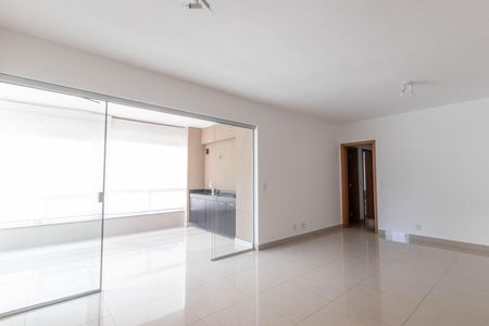 Apartamento à venda com 136m², 4 quartos e 3 vagas Apartamento à venda com 136m², 4 quartos e 3 vagasSala