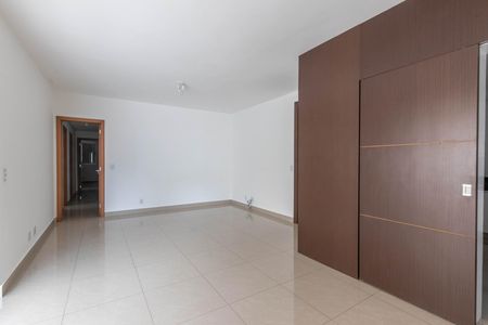 Apartamento à venda com 136m², 4 quartos e 3 vagas Apartamento à venda com 136m², 4 quartos e 3 vagasSala