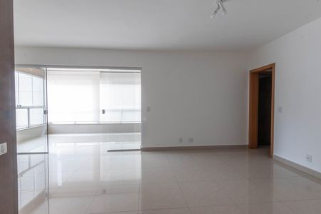 Apartamento à venda com 136m², 4 quartos e 3 vagas Apartamento à venda com 136m², 4 quartos e 3 vagasSala