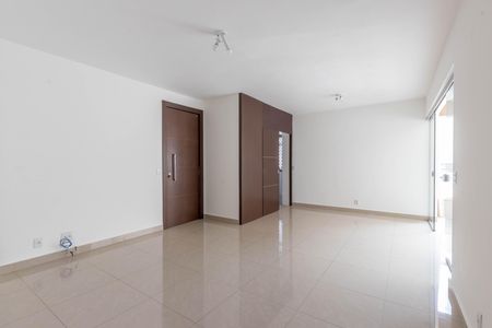 Apartamento à venda com 136m², 4 quartos e 3 vagas Apartamento à venda com 136m², 4 quartos e 3 vagasSala