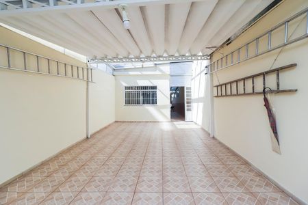 Casa para alugar com 116m², 2 quartos e 2 vagasGaragem