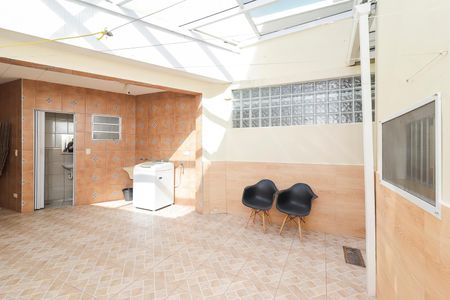 Casa para alugar com 116m², 2 quartos e 2 vagasÁrea de Serviço / Quintal