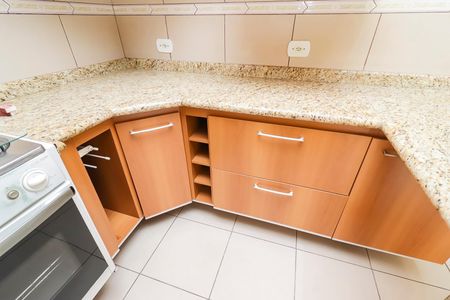 Casa para alugar com 116m², 2 quartos e 2 vagasCozinha