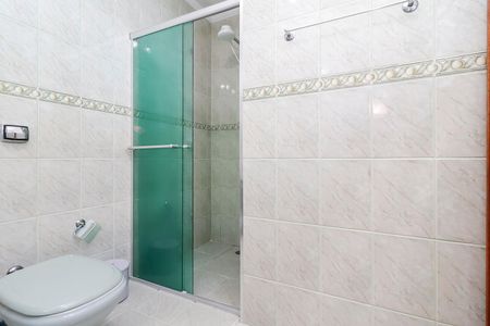 Casa para alugar com 116m², 2 quartos e 2 vagasBanheiro Social