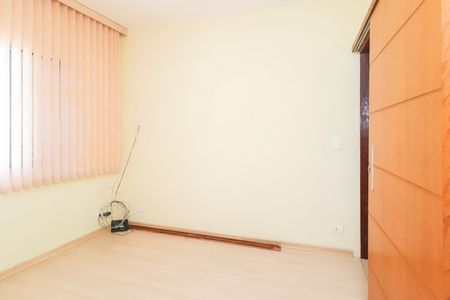 Casa para alugar com 116m², 2 quartos e 2 vagasQuarto 1