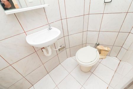 Casa para alugar com 116m², 2 quartos e 2 vagasBanheiro Externo