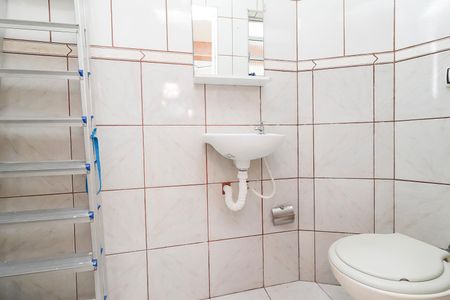 Casa para alugar com 116m², 2 quartos e 2 vagasBanheiro Externo