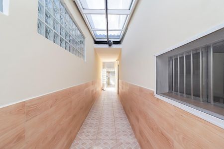 Casa para alugar com 116m², 2 quartos e 2 vagasCorredor